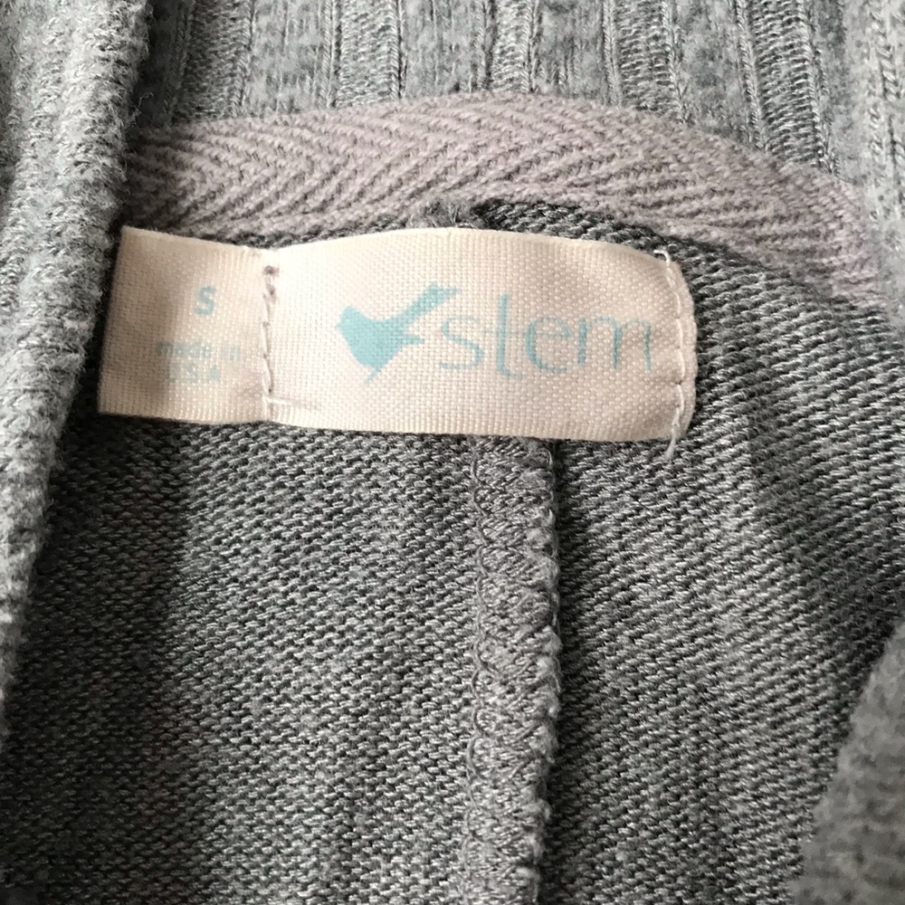 💚STEM Ribbed Trim Hoodie - Picture 5 of 7
